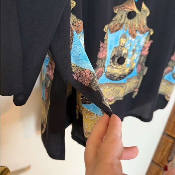 Harari 100% Black Silk Mandarin Collar Top with Blue Buddha Print in Size 0X - Picture 4 of 8